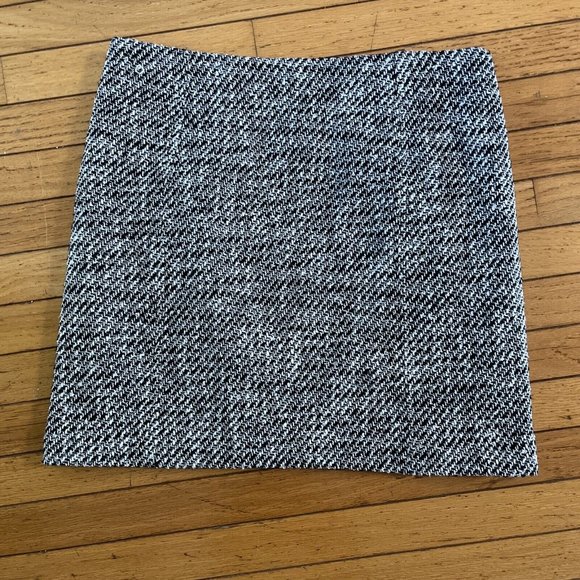 Ann Taylor Loft 12 Knit Black White , Pink Zipper Skirt Suit Winter Like Tweed - Picture 4 of 4